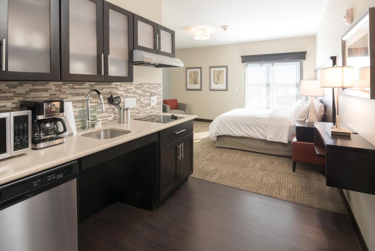 Staybridge Suites - Saskatoon - University By Ihg Exterior photo