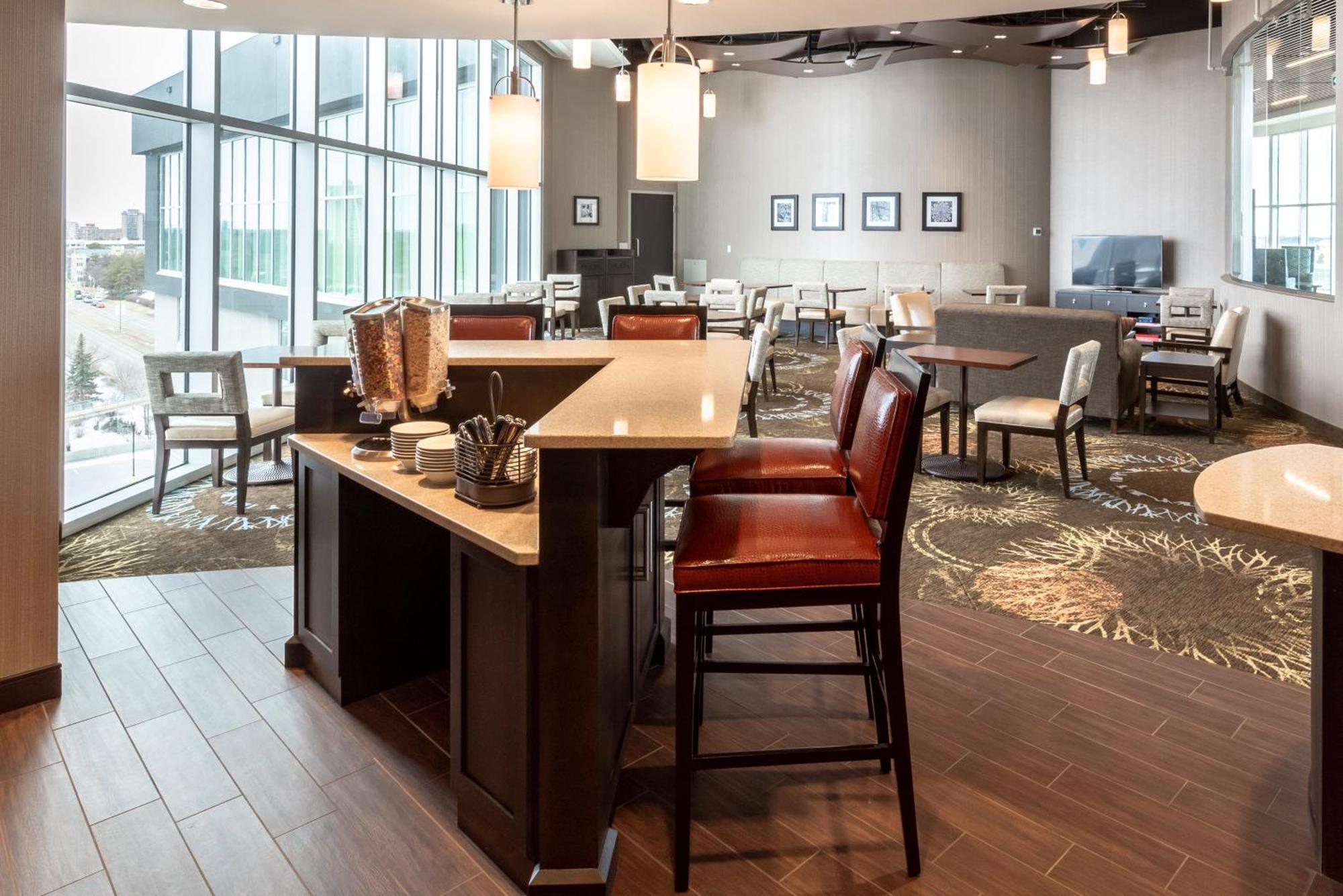 Staybridge Suites - Saskatoon - University By Ihg Exterior photo