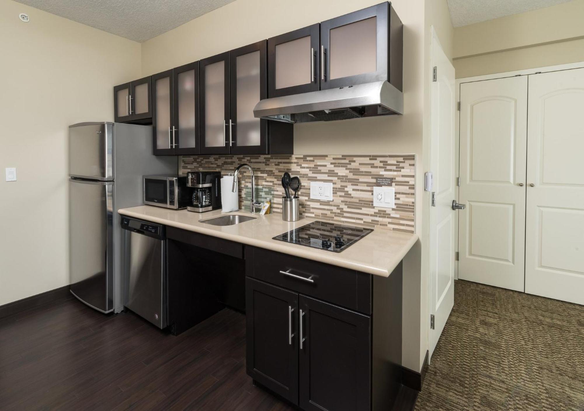 Staybridge Suites - Saskatoon - University By Ihg Exterior photo