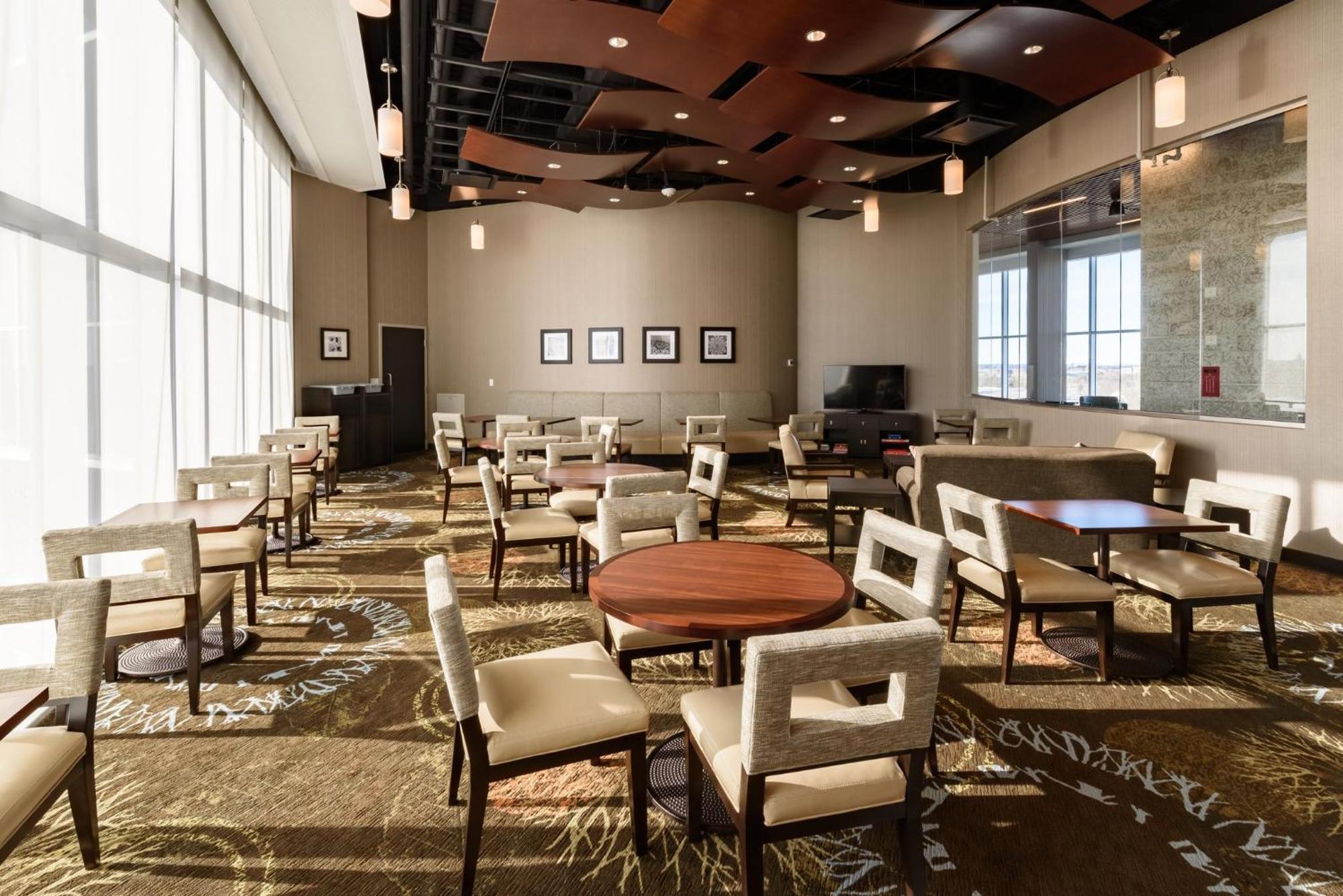 Staybridge Suites - Saskatoon - University By Ihg Exterior photo